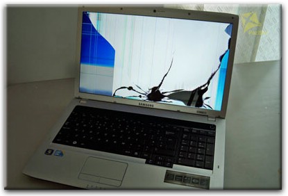 замена матрицы на ноутбуке Samsung в Новосибирске